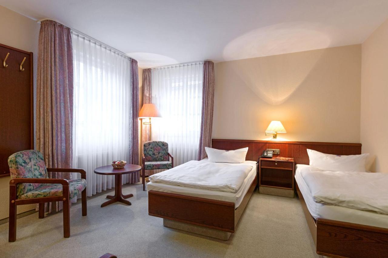 Hotel Altdeutsche Weinstuben Freyburg Exteriér fotografie